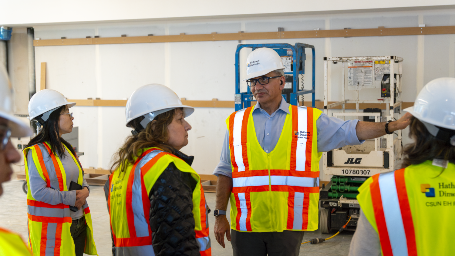 College of Engineering and Computer Science Staff Tour Upcoming ...