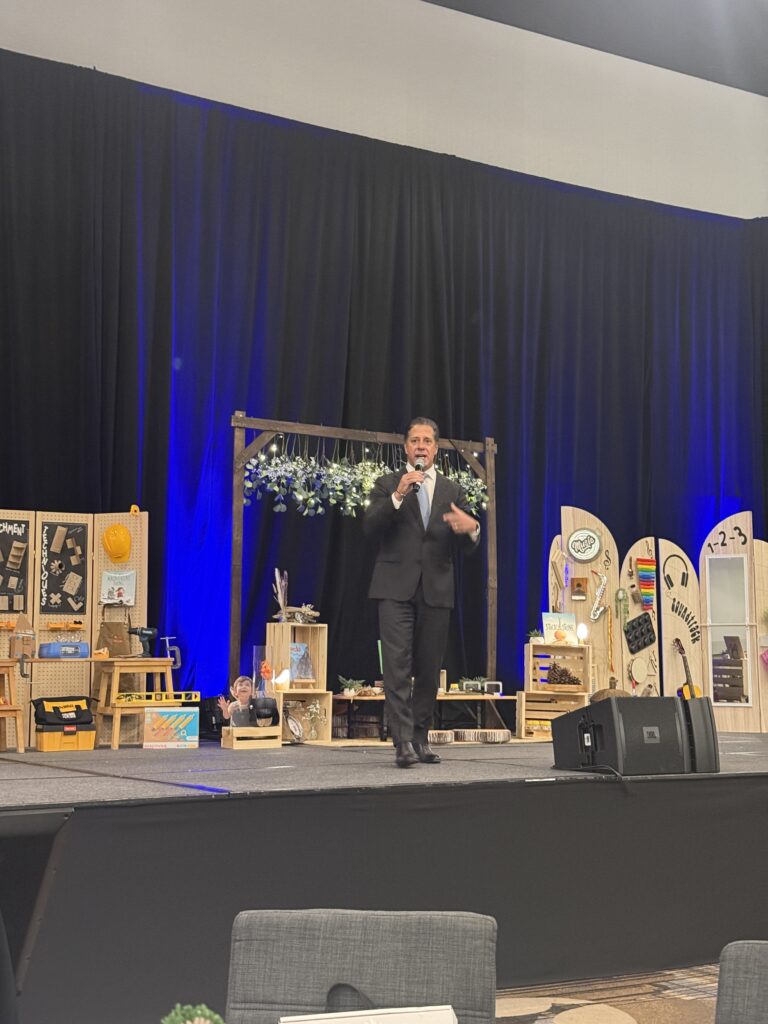 Alberto Carvalho speaking at LACOE/LAUSD conference